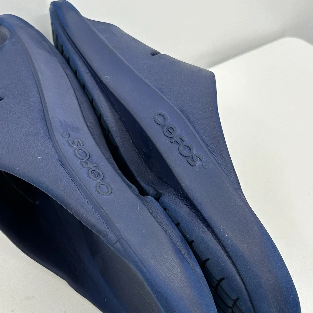 Oofos OOahh Unisex Recovery Sandals Size Mens 10 Womens 12‎ Navy Blue Comfort
